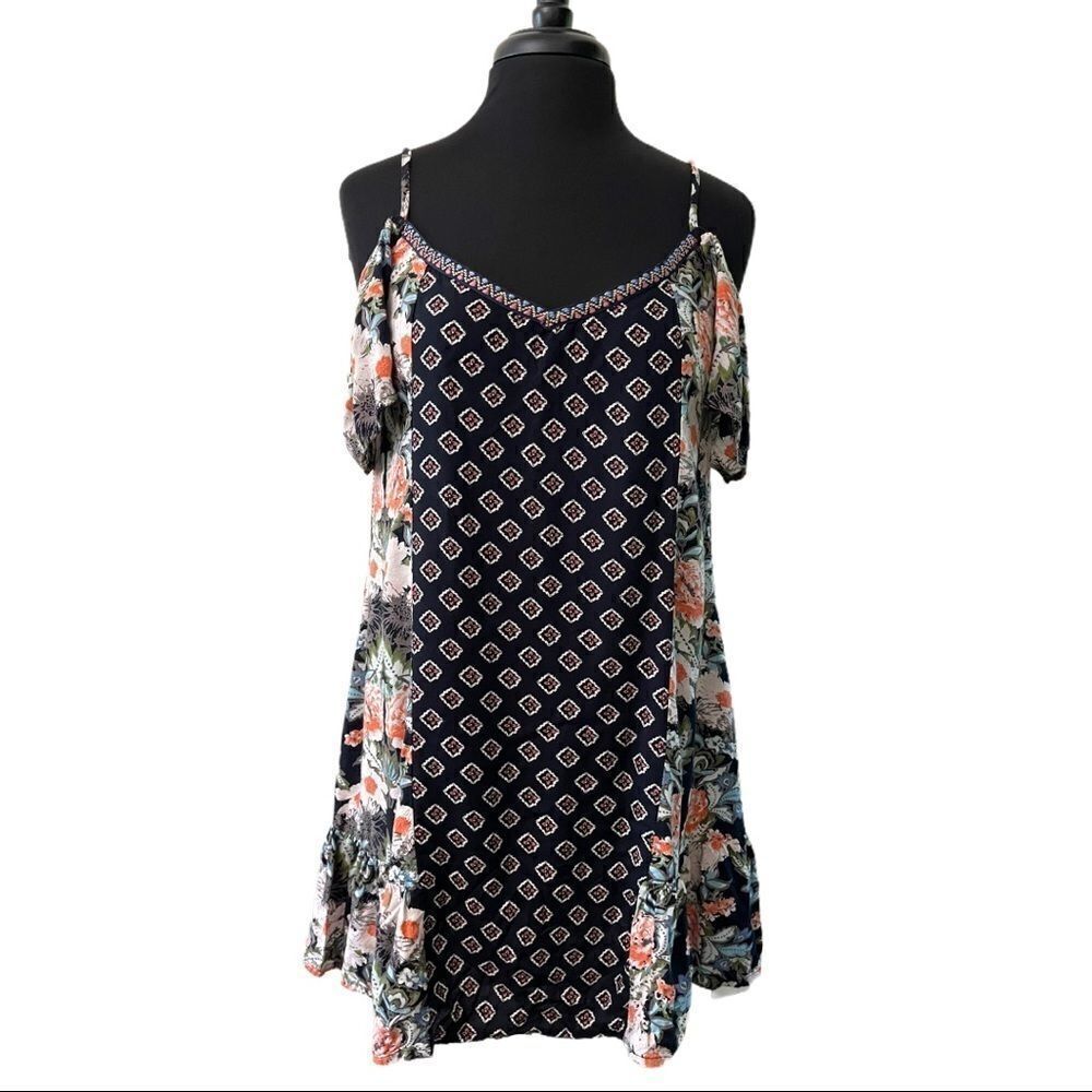 𝅺BAND Of Gypsies Cold Shoulder Mini Dress Sz M